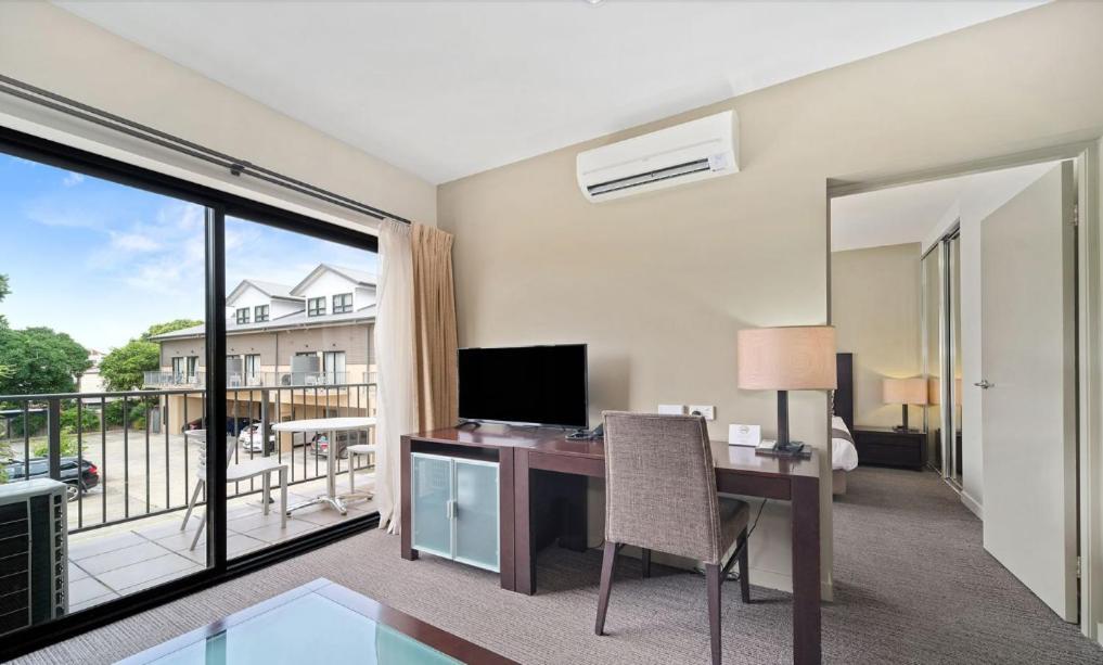 Quest Maitland Aparthotel Екстериор снимка