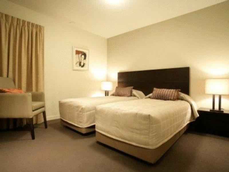 Quest Maitland Aparthotel Екстериор снимка